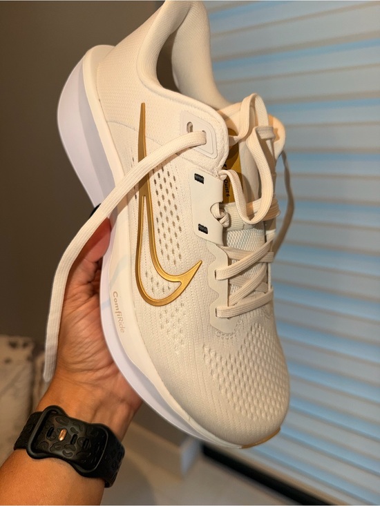 Nike Shoes - Nike Women’s Running Shoe - Cream with Gold Swoosh Quest 6
